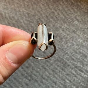 Verameat Crystal ring